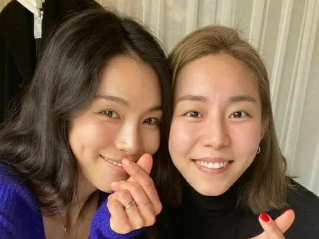 カヒ、ユイとの写真を公開。