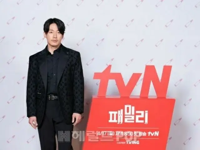 チャン・ヒョク、チャン・ナラ、tvNドラマ「シークレットファミリー」のオンライン制作発表会に出席。