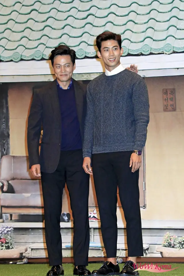 左から俳優イ・ソジン、「2PM」テギョン