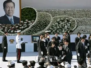 金大中元大統領の告別式、国葬で厳かに