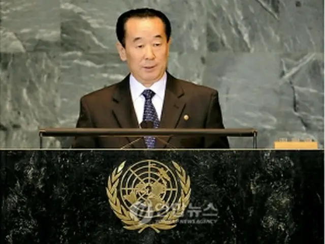 国連総会で演説する朴外務次官＝28日、ニューヨーク（AP＝聯合ニュース）