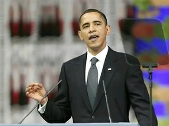 演説するオバマ大統領＝10日、オスロ（EPA＝聯合ニュース）