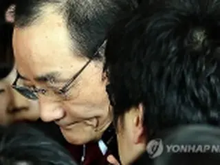 韓国与党の代表選買収疑惑　前大統領府秘書官が出頭