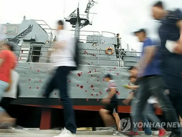 ソウルの戦争記念館に展示されている第2延坪海戦当時の高速艇＝（聯合ニュース）