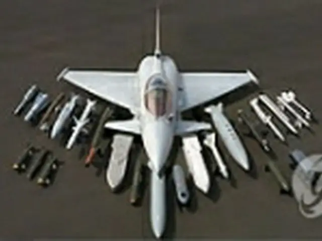 （左から）F35A、ユーロファイター、F15SE＝（聯合ニュース）