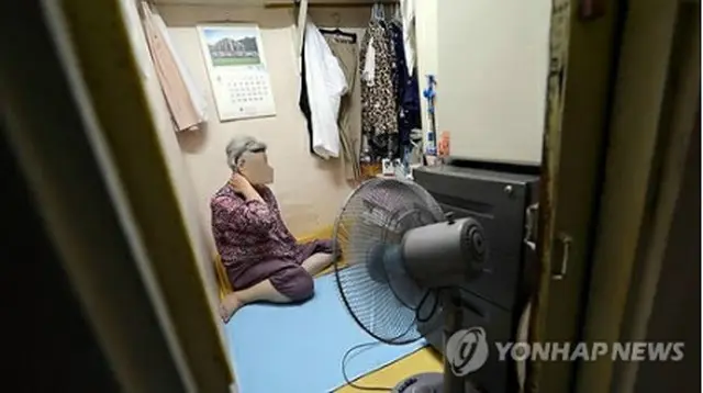 韓国の貧しい独居老人（資料写真）＝（聯合ニュース）