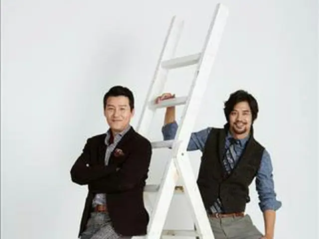 イ・ヒョヌ（左）とクォン・オジュン