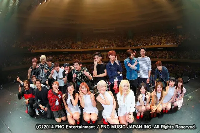 「2013 FNC KINGDOM IN JAPAN ～ Fantastic ＆ Crazy ～」出演者