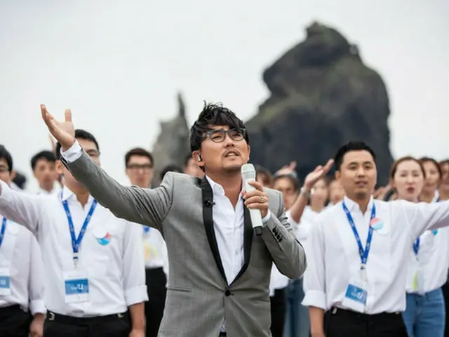 韓国歌手RUI(イ・スンチョル)が、日本で入国拒否された問題と関連し 「日本が事前調査をしていた」と不満を露呈した。（画像:news1）