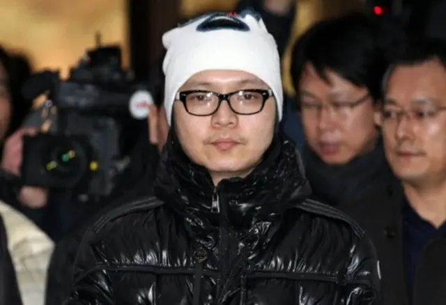 結婚を控えた韓国のタレント、シン・ジョンファン（39）が再び詐欺容疑で告訴された。（提供:news1）