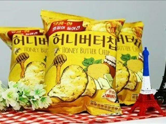 韓国では入手困難なほどに大人気の「ハニーバターチップ」。この現象で、日本の「しあわせバター」にも注目が集まっている。（画像:news1）