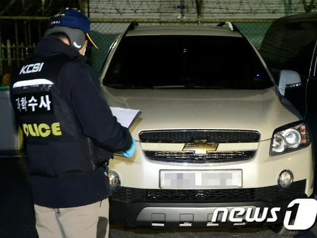 写真は韓国の「大統領府文書流出」事件で容疑をかけられていたチェ警察官が13日に自ら命を絶ったとされる車。ともに容疑がかけられているハン警察官の意見が波紋を呼んでいる。（提供:news1）