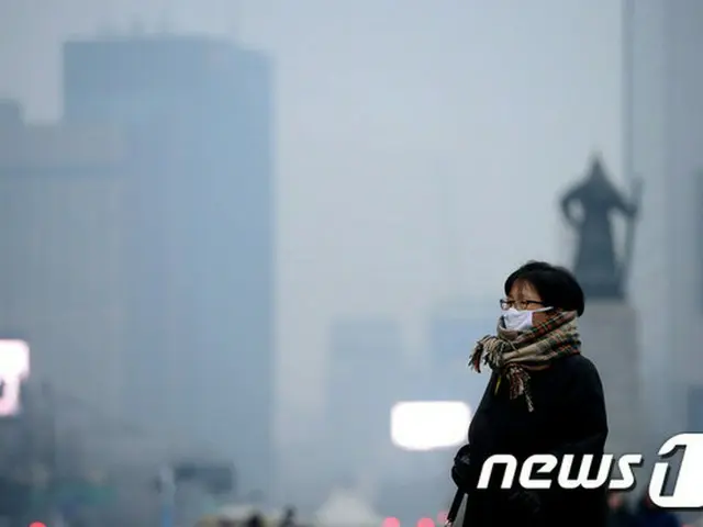 韓国・ソウル市が29日午後5時、PM2.5（微小粒子状物質）注意報を発令した。（提供:news1）