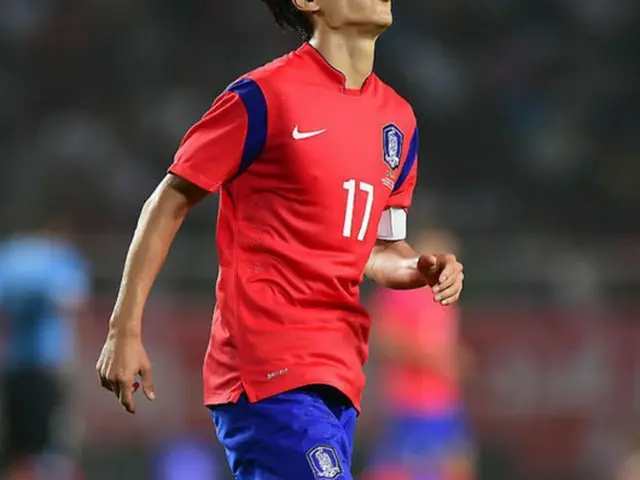 韓国サッカー代表イ・チョンヨン（ボルトン・ワンダラーズFC）が所属チームにとって”なくてはならない選手”であることが再確認された。