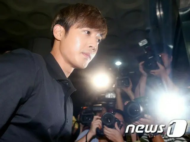 交際相手を暴行した疑いのある韓国の歌手で俳優のキム・ヒョンジュン(29)が略式起訴された。（提供:news1）