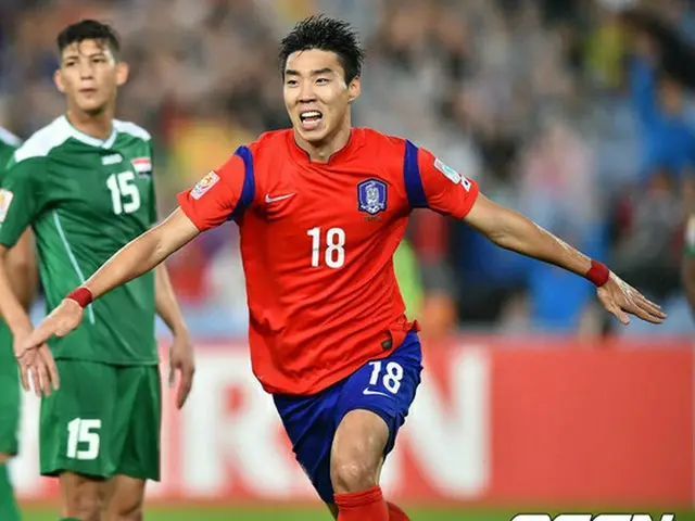 ウリ・シュティーリケ監督率いるサッカー男子韓国代表が、アジアカップ準決勝でイラクと対戦。イ・ジョンヒョプ（写真）が先制ゴールを決め、1-0で韓国がリードしている。（提供:OSEN）