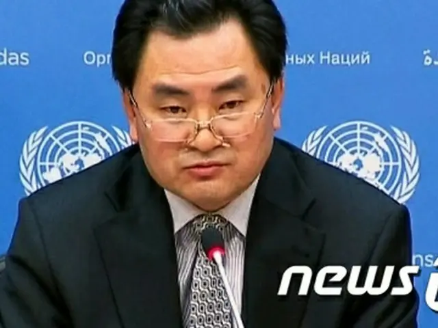 北朝鮮が、これまで国際社会に公言していた北朝鮮の人権に関する協力約束をすべて無効化したと、21日にVOA（アメリカの声）が報じた。（写真はアン・ミョンフン国連次席大使 / 提供:news1）