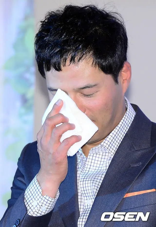 韓国俳優キム・ソンミン（42）が再び麻薬使用容疑で逮捕された。芸能関係者たちは業界に“麻薬飛び火”が広がるか、心配している。