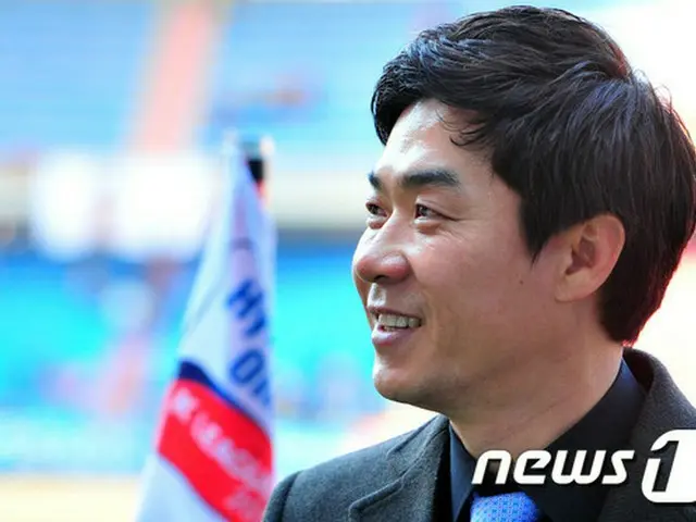 昨年、J1サガン鳥栖を電撃退任し、日韓のスポーツ界を驚かせたユン・ジョンファン（尹晶煥）監督が、現在Kリーグで強さを増している。（提供:news1）