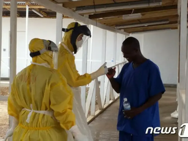 エボラ出血熱の対応支援のために、西アフリカのシエラレオネに派遣されていた緊急医療救護隊（KDRT）3陣が23日、仁川空港を通して帰国する。