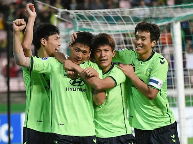 韓国・全北現代が、中国・山東魯能を下してAFCチャンピオンズリーグの決勝トーナメント進出を決めた。（提供:OSEN）