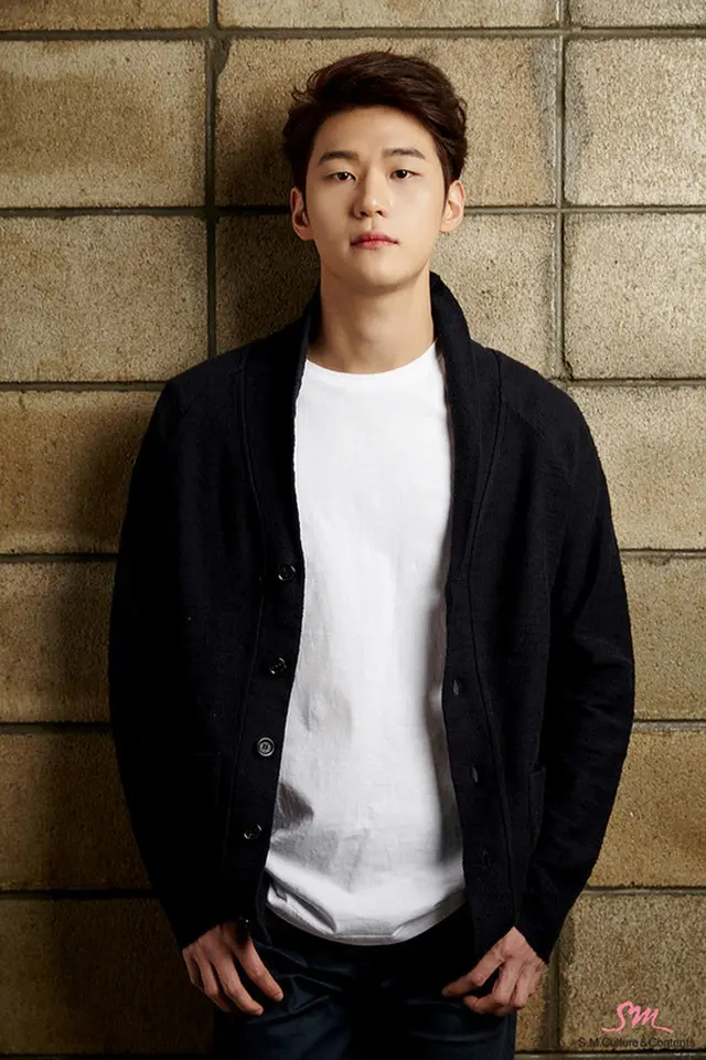 韓国の新人俳優イ・ハクジュ（26）が、新ドラマ「愛するウンドン」に出演する。