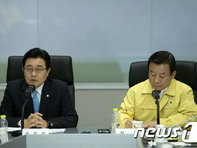 韓国の国会国民安全革新特別委員会は4日、国民安全署のMERS（中東呼吸器症候群）への対応実態を点検し、政府の初動対応の不十分さを指摘して対策を促した。（提供:news1）