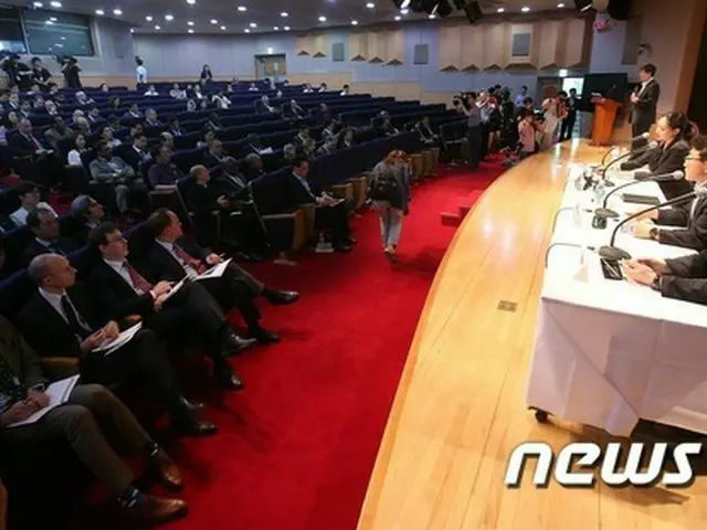 韓国政府は8日、86の在韓外交団を外交部に招請し、MERS（中東呼吸器症候群）感染拡大に関する政府の立場を説明する説明会を開催した。（提供:news1）