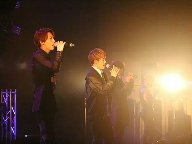 「SHU-I（シューアイ）」の「SHU-I LIVE TOUR 2015「I-DREAM」」ツアーファイナル公演が8月15日、原宿クエストホールで行われた。（オフィシャル）