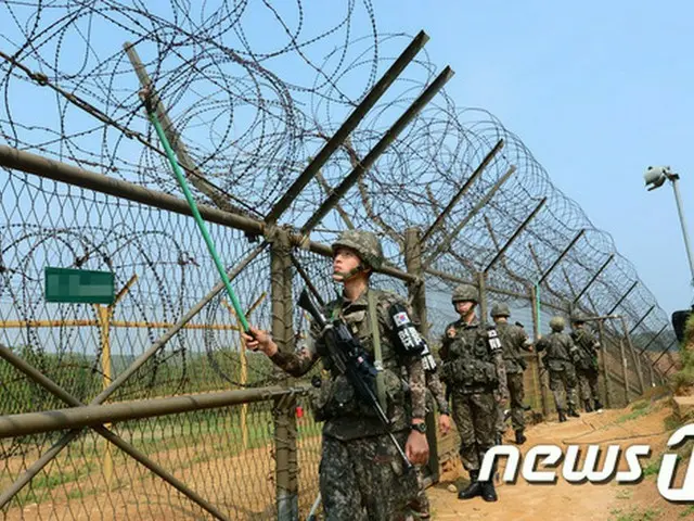 韓国軍が対北拡声器放送を再開したことにより、前方のDMZ（非武装地帯）付近の北朝鮮側の動きを注視していることが19日、伝えられた。（提供:news1）