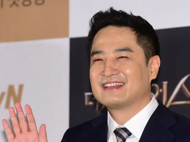 不倫スキャンダルに見舞われた韓国のタレント兼弁護士カン・ヨンソク（45）が出演番組すべてを降板すると、明らかにした。
