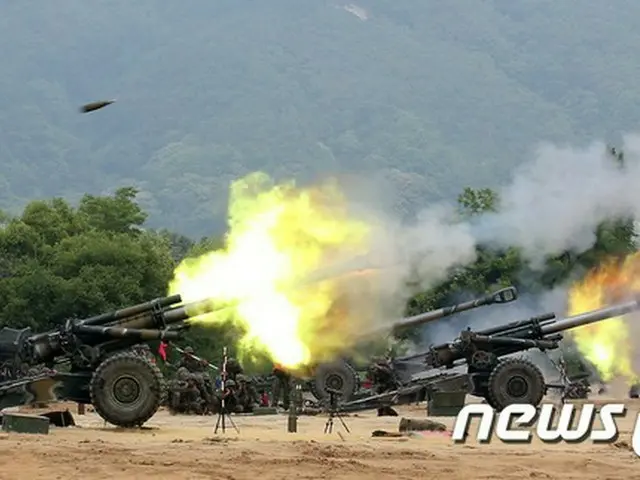 北朝鮮が漣川地域に駐屯中である韓国軍の対北拡声器に向けて射撃を加えたことが確認されている中、韓国軍は住民に緊急避難令を下した。（写真は韓国軍の射撃訓練の様子 / 提供:news1）