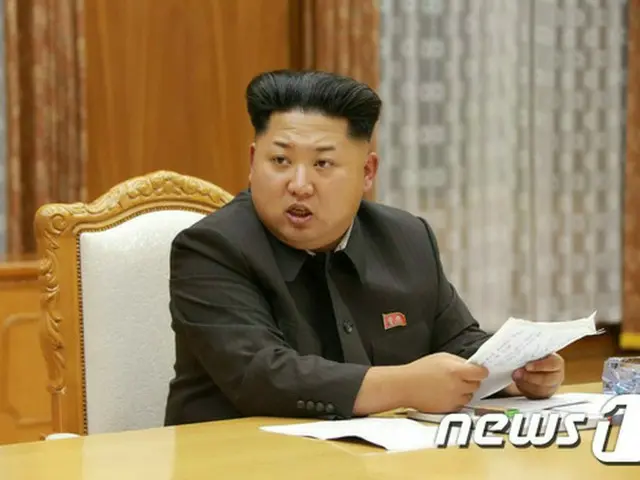 北朝鮮の金正恩（キム・ジョンウン）第1書記が去る22日から4日間に渡っておこなわれた南北高官協議について「南北関係を和解と信頼の道に変えさせた重大な転換的契機」と評価した。