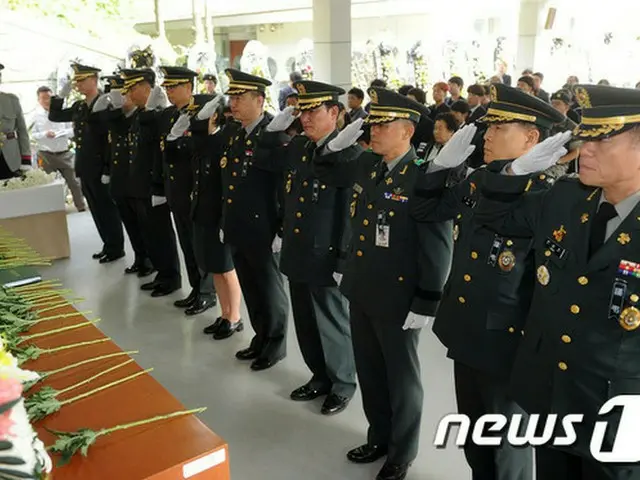 韓国軍当局が去る11日、韓国・大邱（テグ）新兵訓練所で爆発事件を起こした手投げ弾と同種の手投げ弾約5万5000発を全量回収措置することが16日、わかった。