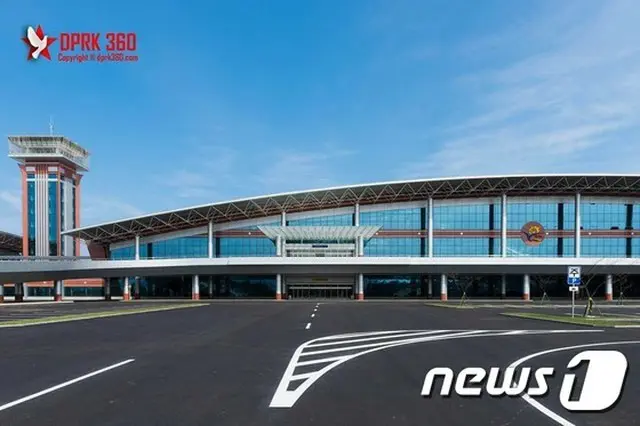 北朝鮮・金正恩第1書記の故郷である元山（ウォンサン）に先ごろ完工した”カルマ飛行場（空港）”の写真が公開され、注目を集めている。