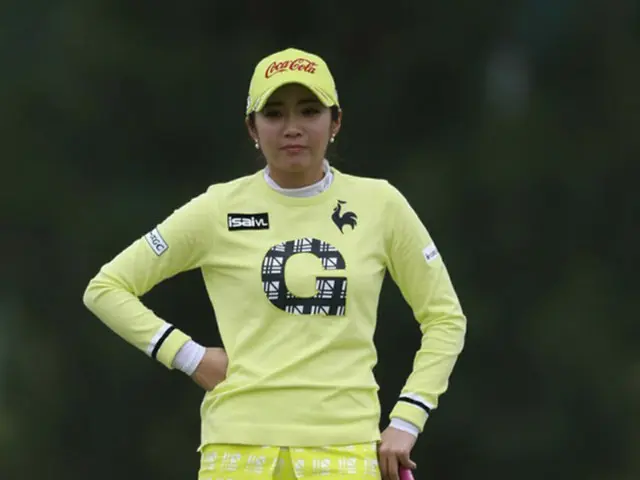 韓国出身のイ・ボミが年間獲得賞金は2億円を突破した。日本の女子プロゴルフツアーの史上初。今季2戦を残してはいるが、賞金女王が確定した。