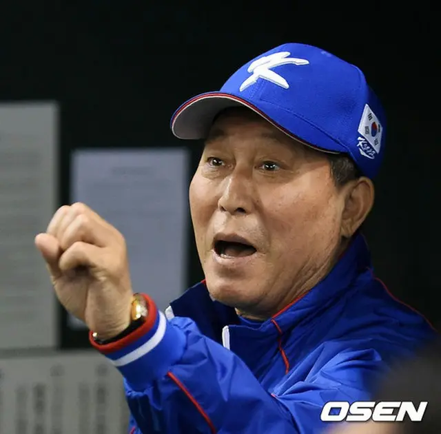 韓国野球代表チームのキム・インシク監督が奇跡を成し遂げた気持ちを伝えた。（提供:OSEN）