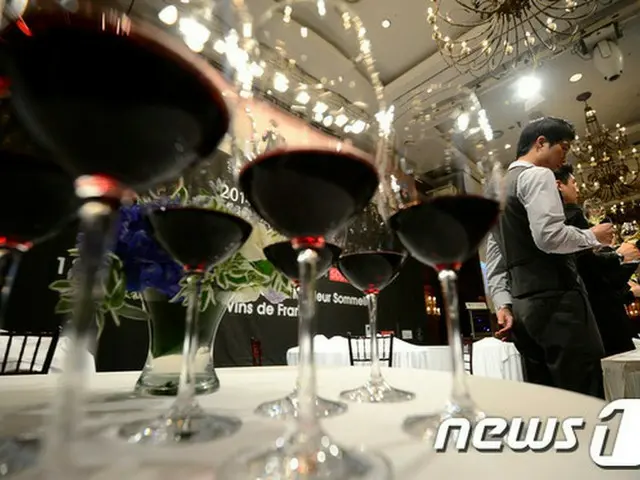 韓国最大規模のワイン博覧会が27日から3日間、一山（イルサン）KINTEXにて開催される。ことし初めて開かれる今回のイベントは全国40以上のワイナリーの100種類以上の製品が展示される予定だ。
