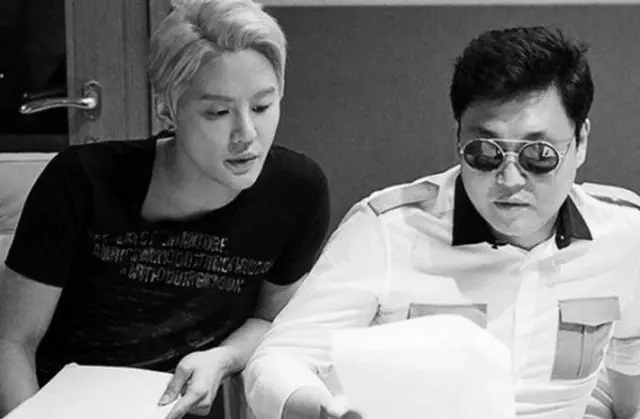 韓国歌手PSY（サイ、37）とキム・ジュンス（JYJ、28）の制作現場写真が公開された。（提供:news1）