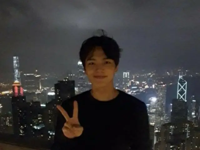 「2015MAMA（Mnet Asian Music Awards）」出席のため香港を訪問中の韓国俳優ヨ・ジング（18）が、現地から近況を伝えた。（提供:news1）