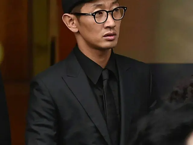 韓国歌手キム・チャンリョル（41、DJ DOC）側が、元「Wonder Boyz」のキム・テヒョンに対する暴力および横領の主張に対して「事実無根」との立場を明かした。