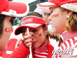 ＜女子ゴルフ＞韓国、「THE QUEENS」で準優勝…イ・ボミが悔し涙