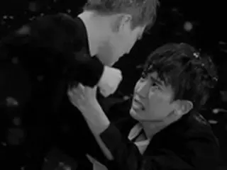 「EXO」CHANYEOLとSUHOが殴り合い？新曲MVで迫真の演技”溢れる涙”