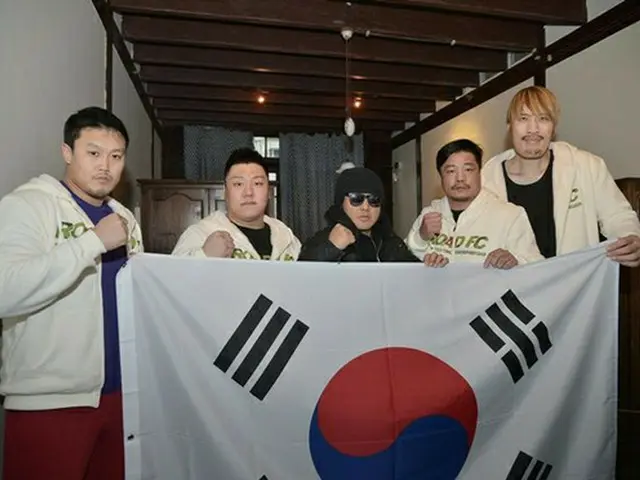 無差別級ベスト8トーナメントに出場するチェ・ホンマンら4人の韓国人選手が、歴史の現場で覚悟を誓った。（提供:OSEN）