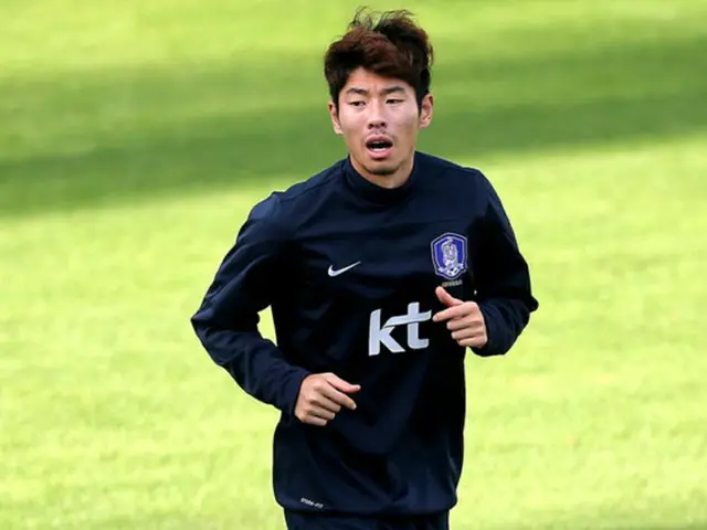 J1・FC東京所属で、韓国代表として2014FIFAワールドカップブラジルに出場したMFハ・デソン（30）に熱愛説が浮上した。（提供:news1）