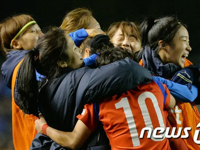 韓国サッカー女子代表が“有終の美”を飾った。目標としていたリオ五輪出場には至らなかったが、最終予選の最終戦で勝利し、最後の自尊心を示した。
