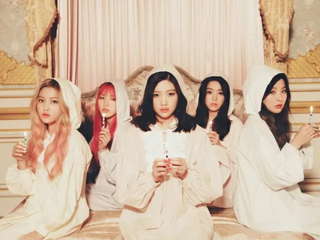 「Red Velvet」、2ndミニアルバム「The Velvet」がチャート席巻!(提供:news1)
