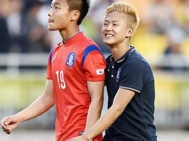 韓国サッカーの希望の星ペク・スンホ（バルセロナ・フベニールA）、フリーキックで同点ゴール（提供:OSEN）