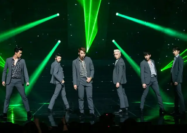 韓国ボーイズグループ「2PM」の日本5thアルバム「GALAXY OF 2PM」が、自己最高売上を記録し、週間アルバムランキング1位を獲得した。（提供:OSEN）