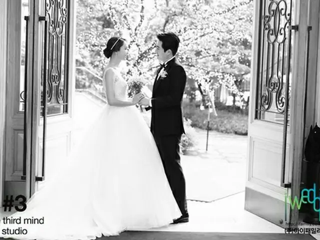 韓国のプロゴルファー、チョン・サンウ（32）と女優・歌手パク・チョンア（35）が結婚した。（提供:OSEN）